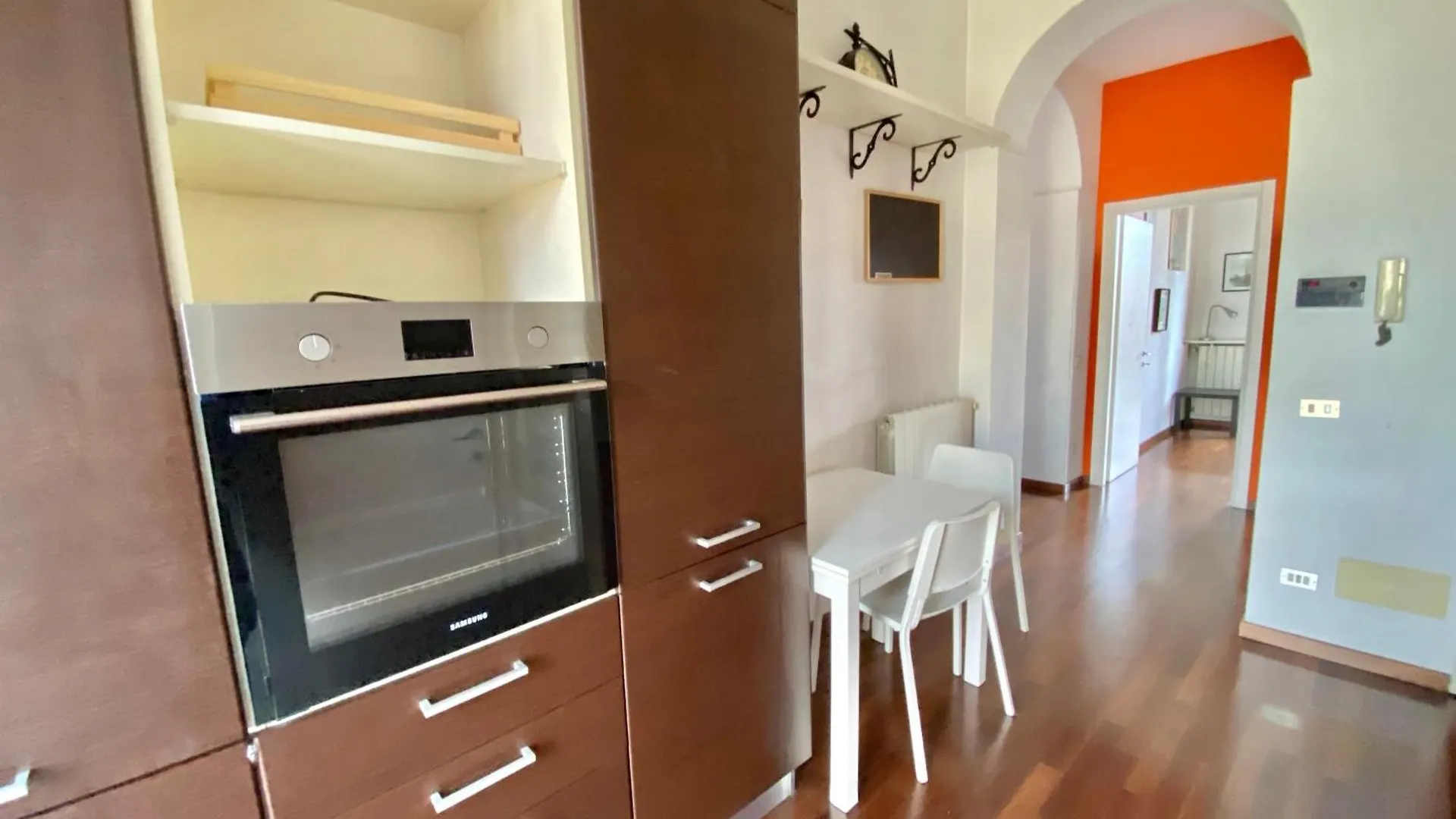 Grazioso Appartamento In Coorte Milan